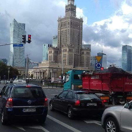 Metro Centrum Bed Варшава Екстериор снимка